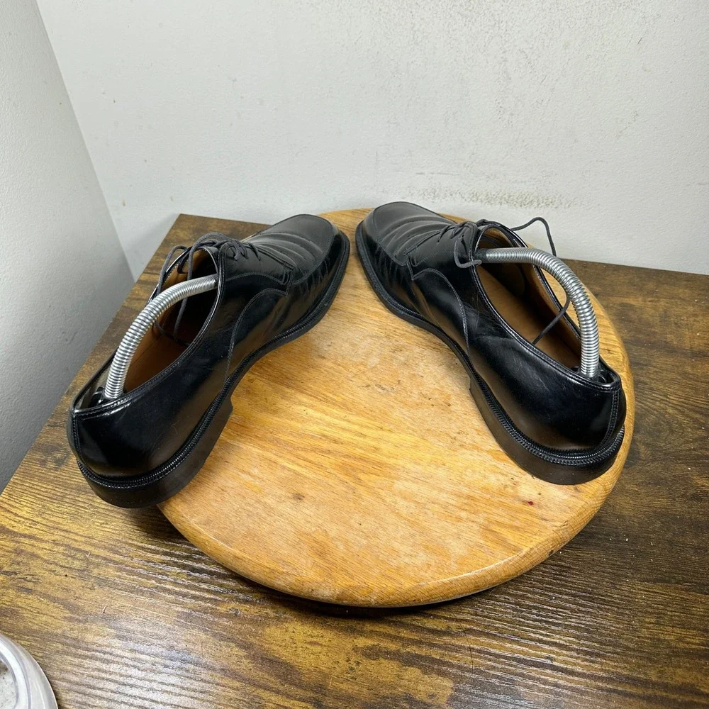 Salvatore Ferragamo Mens 0984 R26 U Black Leather Apron Toe Derby Shoes 8.5 D